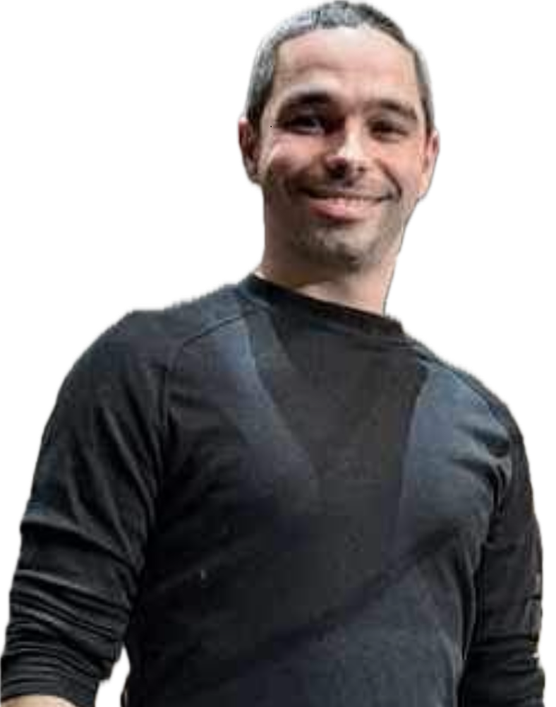 Mihálkovics János  - villanyszerelő technikus